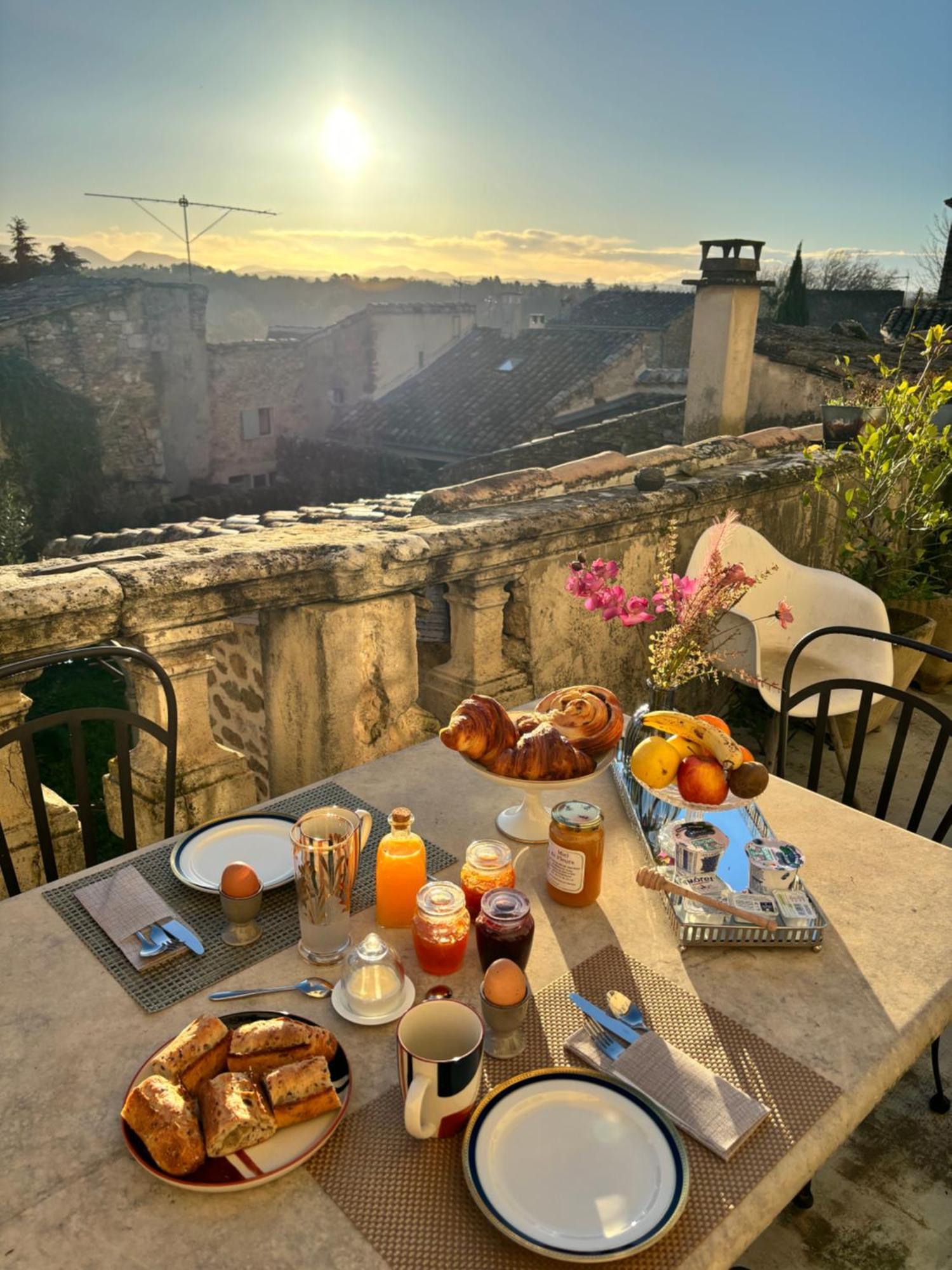 La Vie De Chateau Grignan Esterno foto