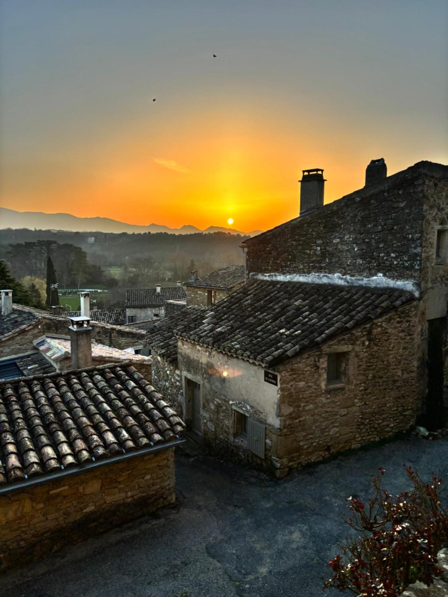 La Vie De Chateau Grignan Esterno foto